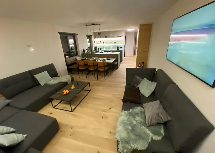 Apartment Creatini Mountain